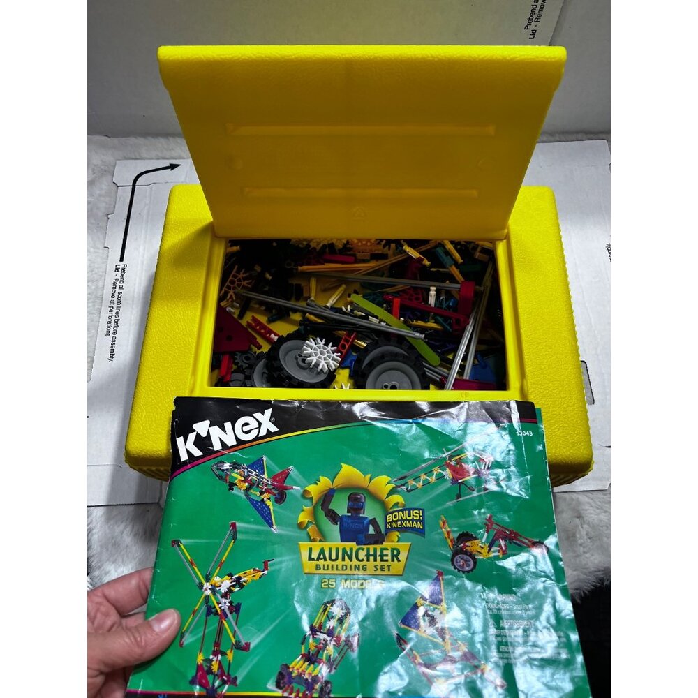K’Nex Launcer building set with yellow case lot